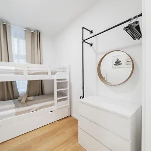 Albergue By Home2, Viena