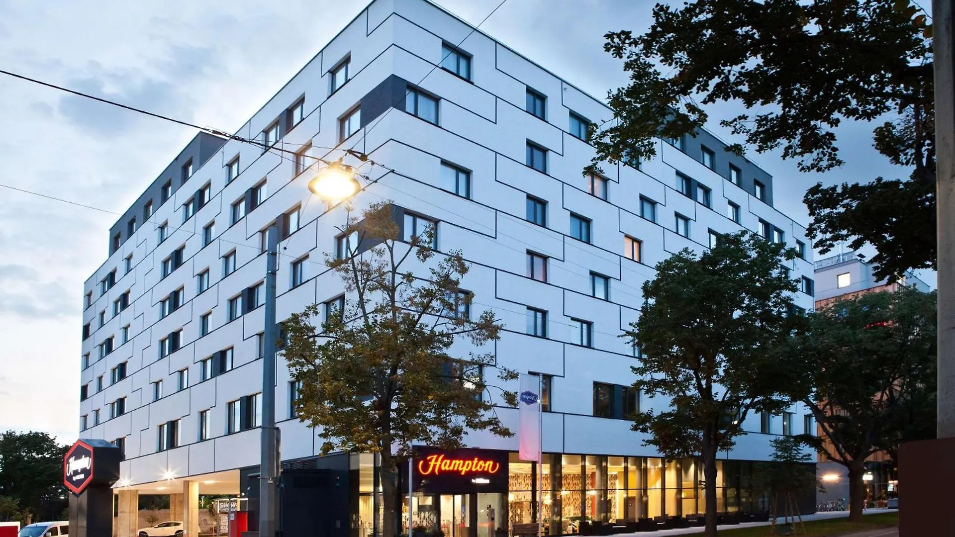 Hampton By Hilton Vienna Messe Otel